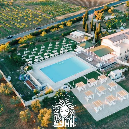 아쿠아비바 델레 폰티 Zyra Garden Club B&B 외부 사진